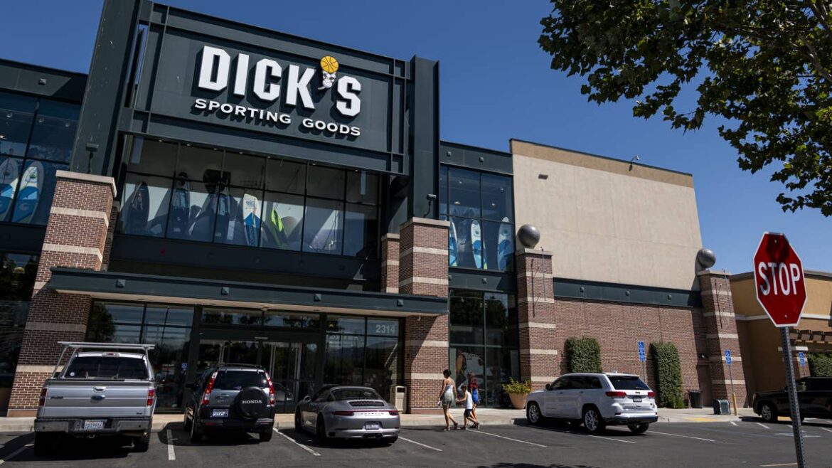 Sportswear giant closes 113 stores as shares plunge
