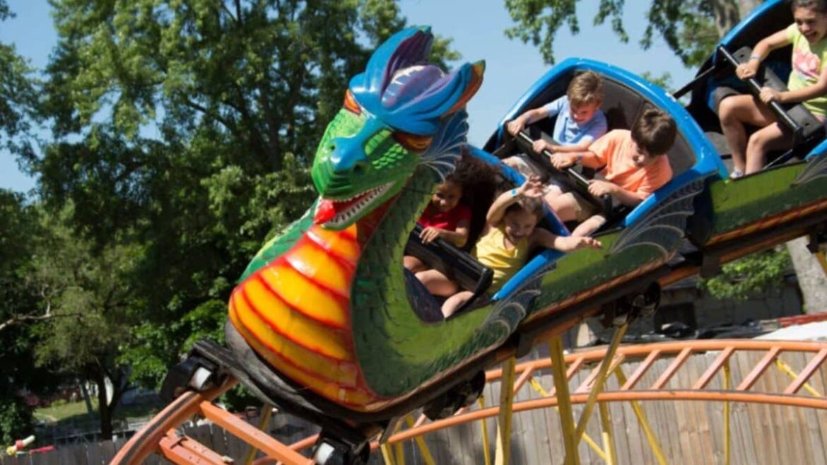 Another amusement park to close forever after last season, getting auctioned off