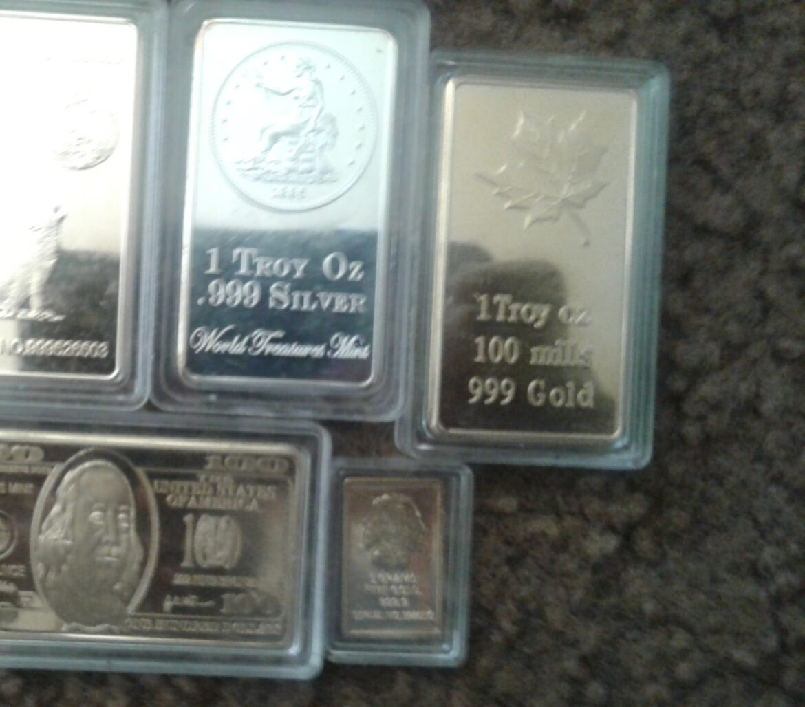 Gold and Silver Price Drop: Silver Off 14% in October
