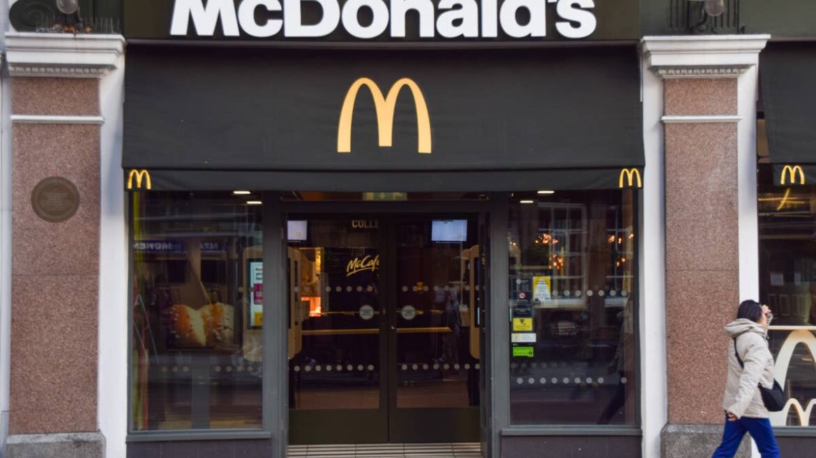 McDonald’s plans major store changes to attract more customers